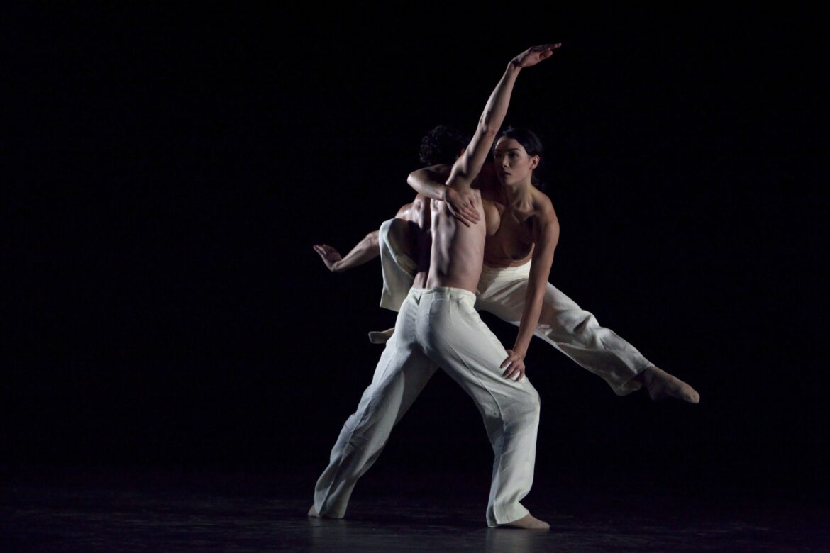 Atelier de danse Blackbird de Jiří Kylián par Aureline Guillot - Instant Présent